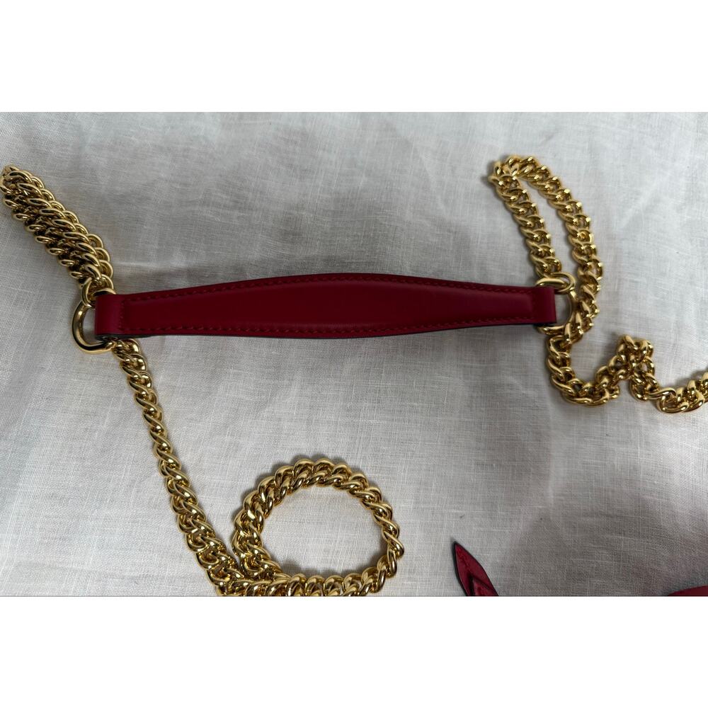 Gucci GG Supreme Mini Chain Crossbody Camera Bag - Hibiscus Red, Beige & Navy - Picture 10 of 15